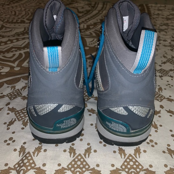 NWOT SUPER NEW/ CUTE The North Face Goretex Cradle hiking boot 🥾 - Picture 5 of 9